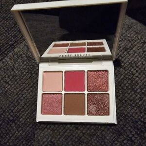 Fenty Beauty | Snap Shadows 4 Eyeshadow Palette